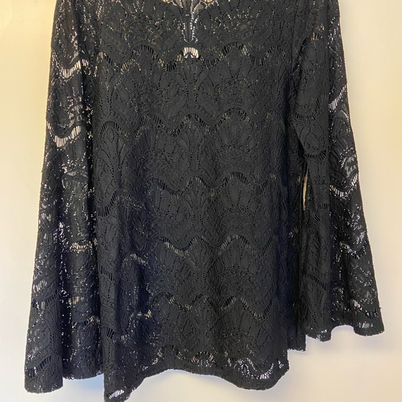 Chico’s size 1 women’s blouse - Picture 2 of 4